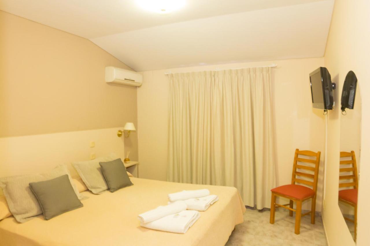Patio Mediterraneo Apart Hotel Сан Рафаел Екстериор снимка