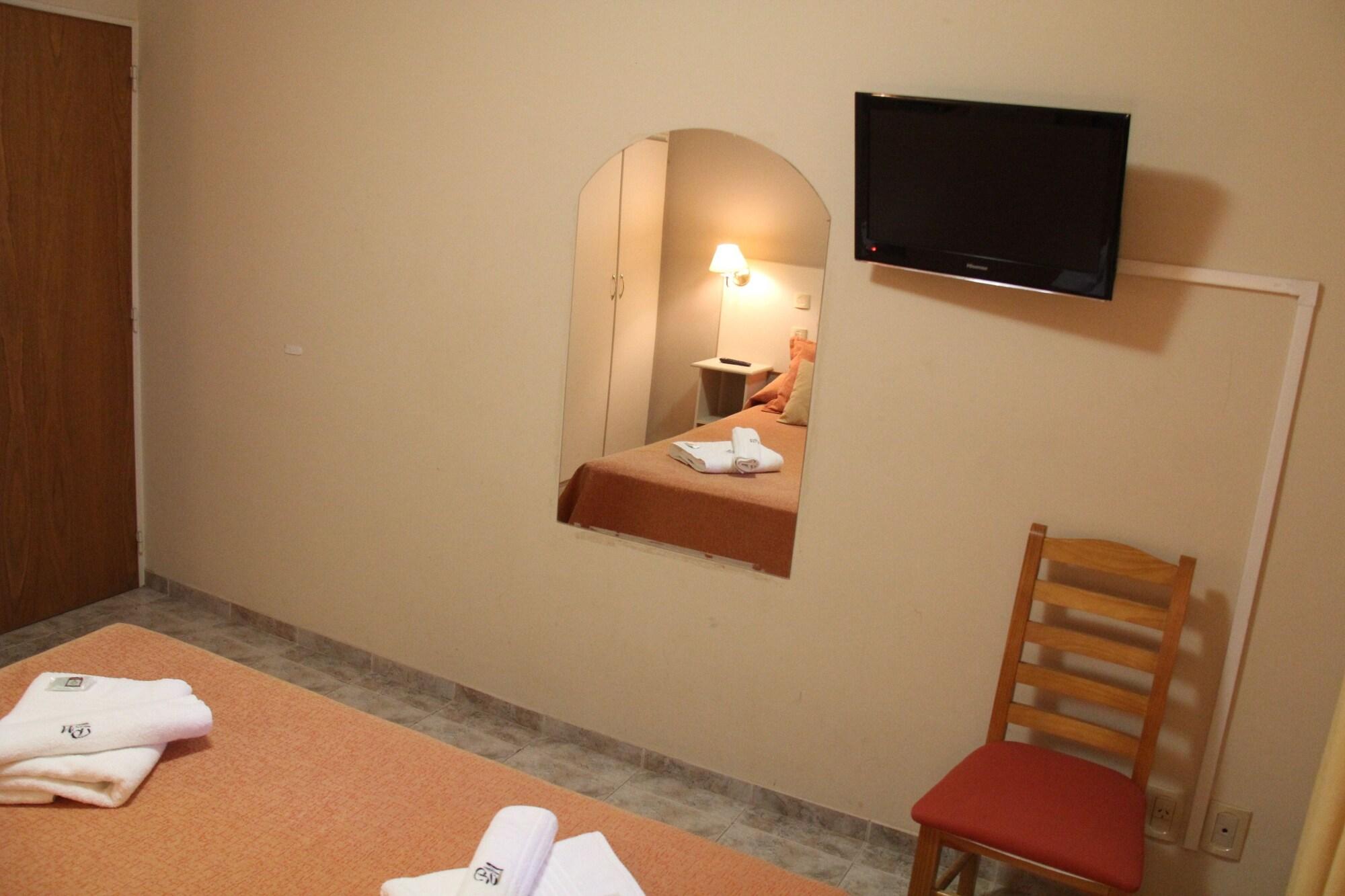 Patio Mediterraneo Apart Hotel Сан Рафаел Екстериор снимка